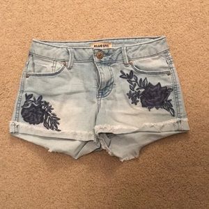 jean shorts size 1 in juniors